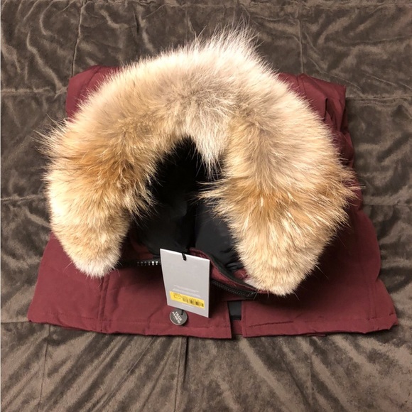 Like new Canada goose long jacket - Picture 5 of 5